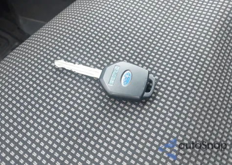 2017 Subaru Forester 2.5I Premium z USA, uszkodzony, nr VIN JF2SJAEC1HH488453